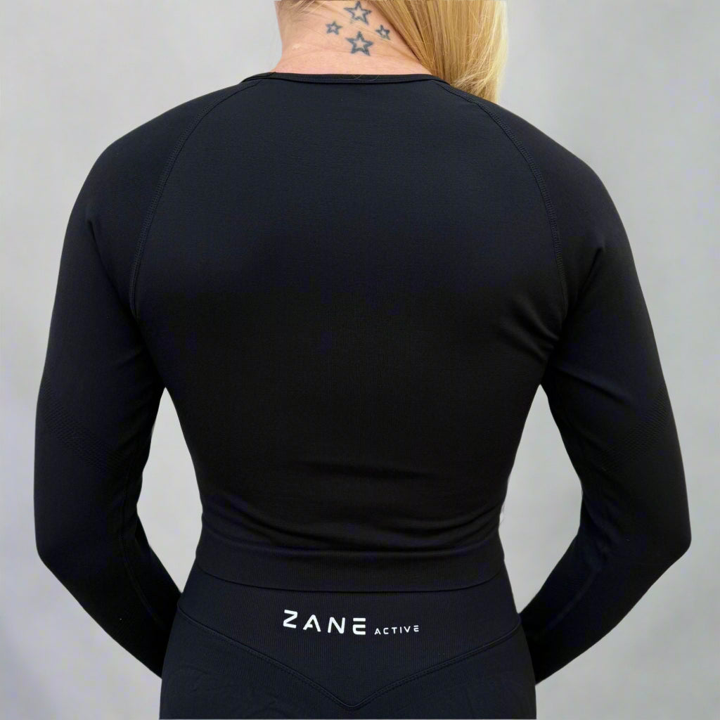 Zane Active Black Diamond Crop Top long sleeve back look model