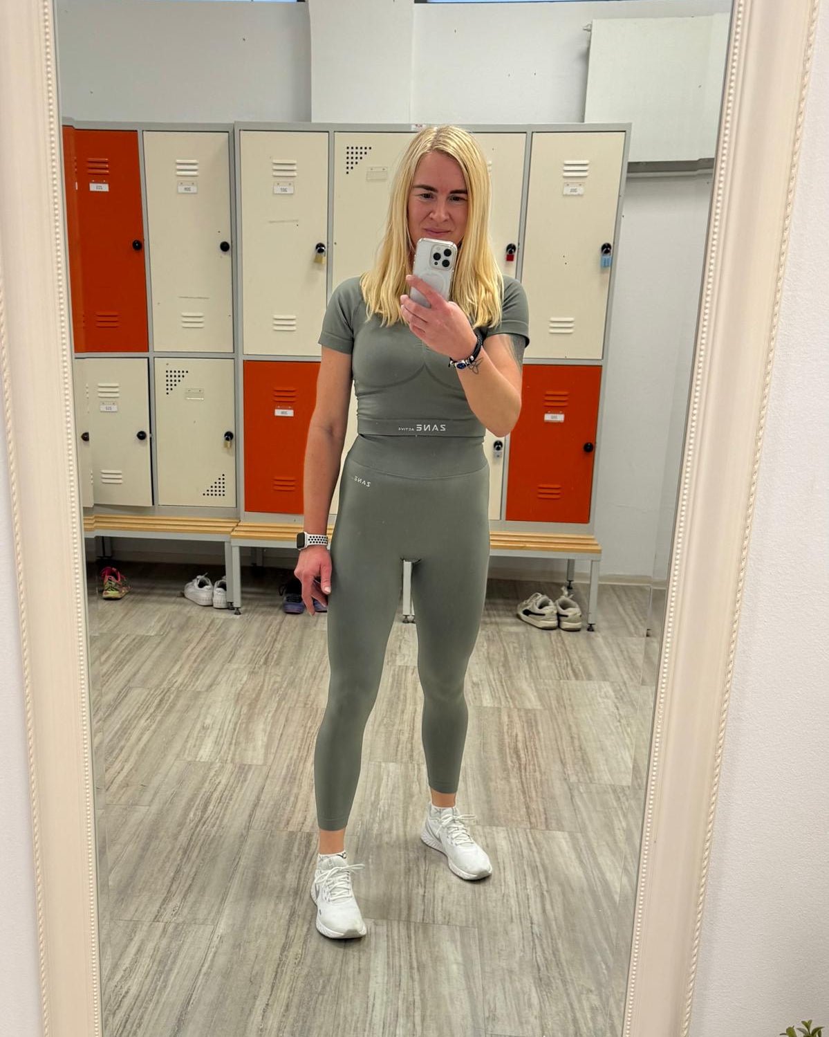 Sage Green brezšivne pajkice - ZANE ACTIVE