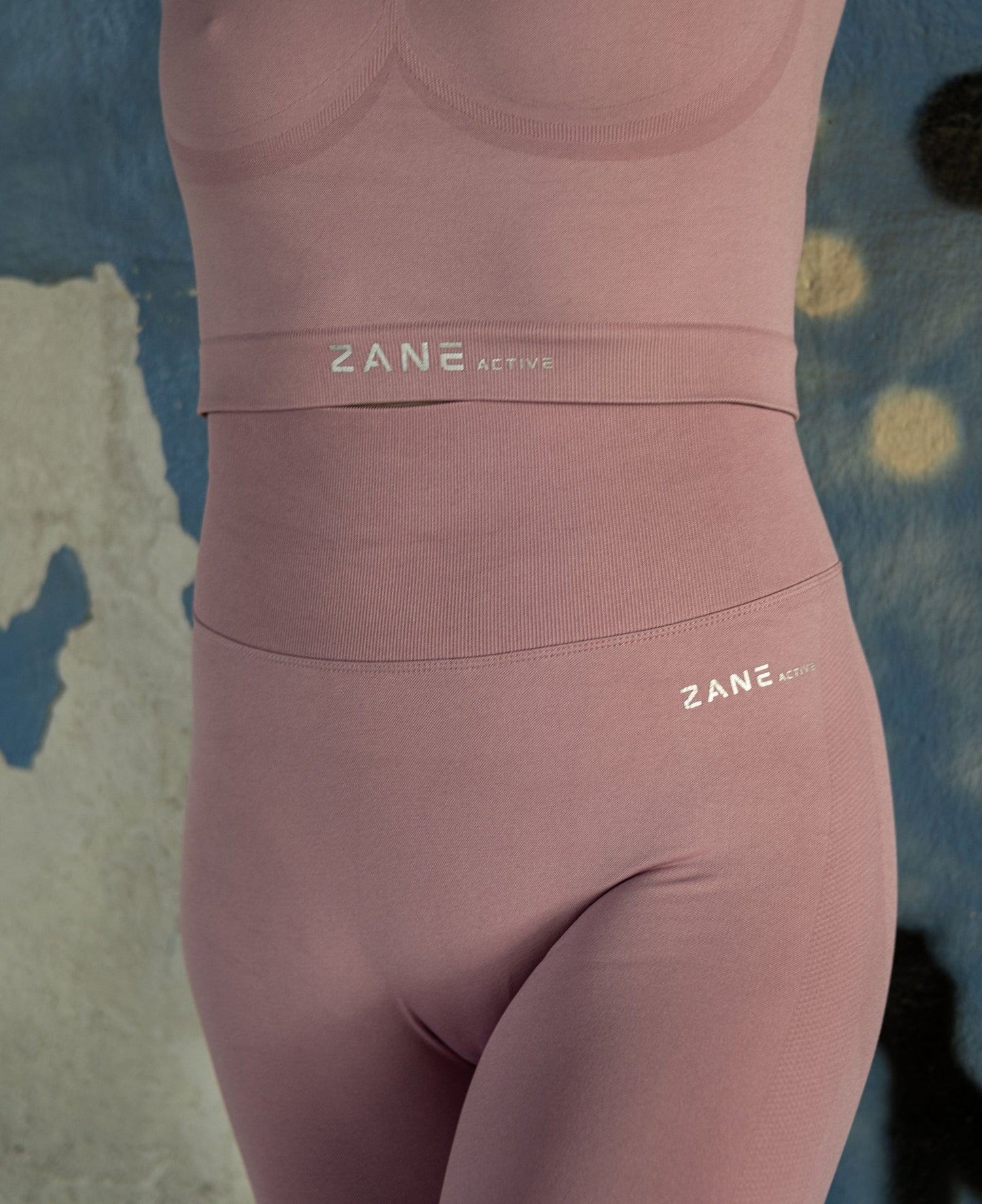 Blush Pink Crop Top kratek rokav - ZANE ACTIVE